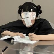 炡的很想妮
